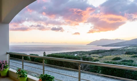 Natural landscape, Balcony/Terrace, Mountain view, Sea view, Sunset