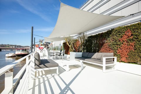 Patio, Natural landscape, View (from property/room), Balcony/Terrace, River view