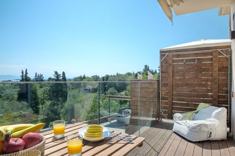 Day, View (from property/room), Balcony/Terrace, Dining area