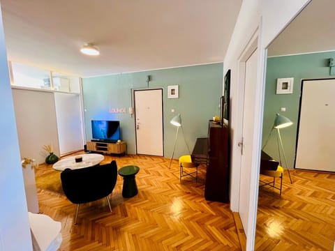 Communal lounge/ TV room, Living room