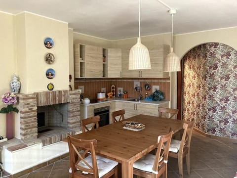 Grazioso appartamento tra Roma e il mare Apartment in Rome