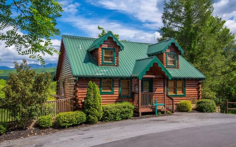 Bear Tracks Villa in Gatlinburg