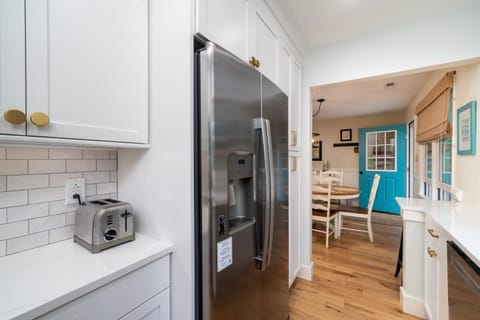 551 Tarpon Pond Cottage House in Seabrook Island