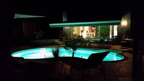 Night, Swimming pool