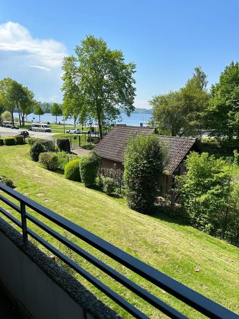 Spring, Garden, Balcony/Terrace, Garden view, Lake view