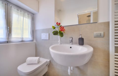 Casa Iris Apartment in Varenna