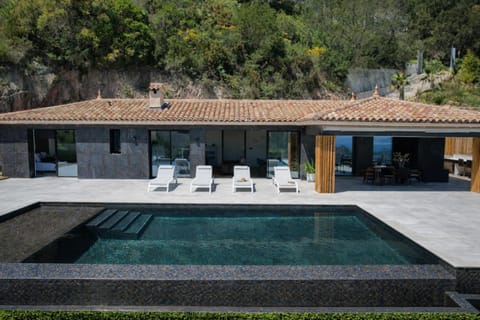 Villa Linda Vista Villa in Fréjus