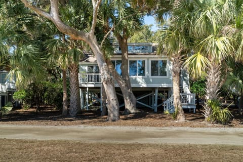 546 Tarpon Pond Cottage House in Seabrook Island