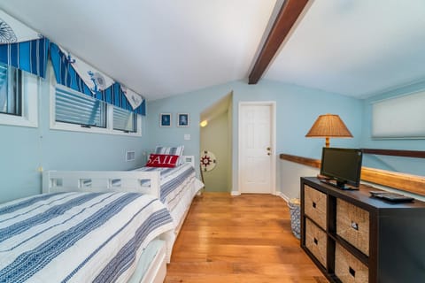 546 Tarpon Pond Cottage House in Seabrook Island