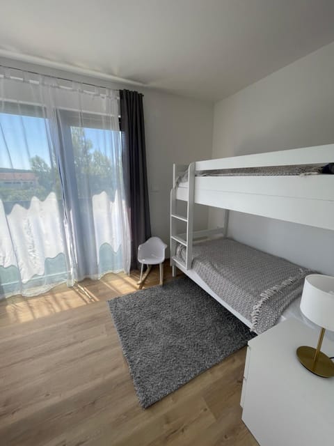 Bed, Bedroom, bunk bed