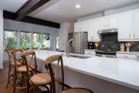 2728 Seabrook Island Road House in Seabrook Island