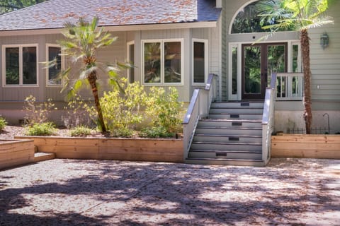 2728 Seabrook Island Road House in Seabrook Island