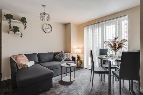 Living room, Seating area, Dining area