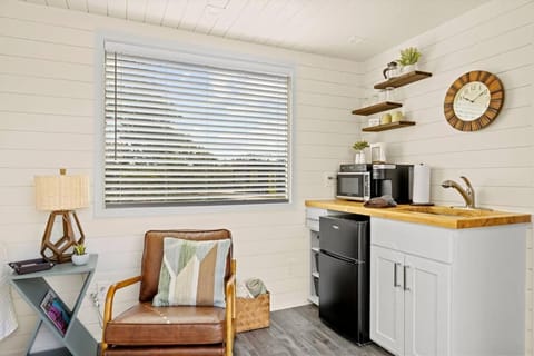 New The Sunset Luxury Container Home House in Fredericksburg