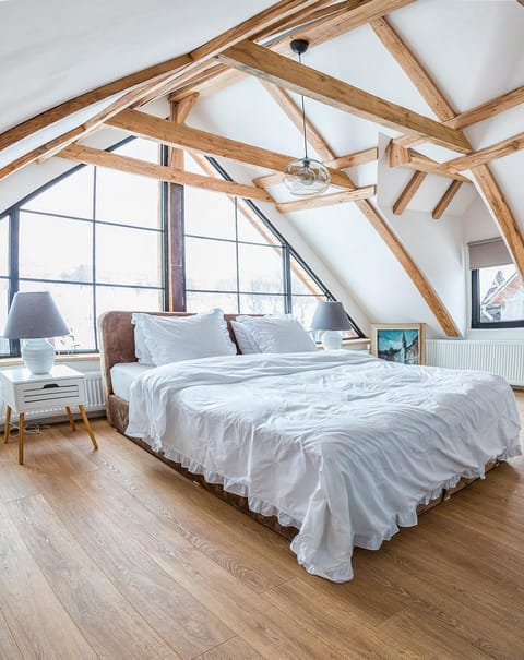 Bird's eye view, View (from property/room), Bedroom, Garden view, Garden view, Mountain view, Mountain view