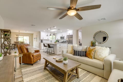 Near Peoria Sports Complex and Golf Home with Patio! House in Sun City