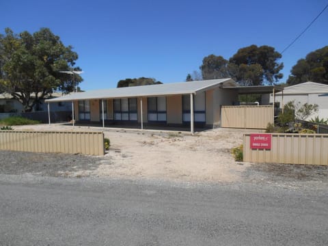 Property building, Street view