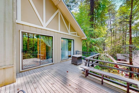 Cobb House House in Highlands