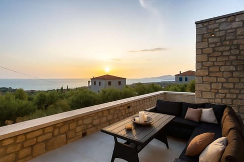 Balcony/Terrace, Sea view, Sunrise