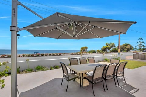 Patio, Sea view