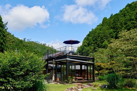 Property building, Spring, Day, Natural landscape, BBQ facilities, Garden, Coffee/tea facilities, Balcony/Terrace, Garden view, Mountain view, River view, River view