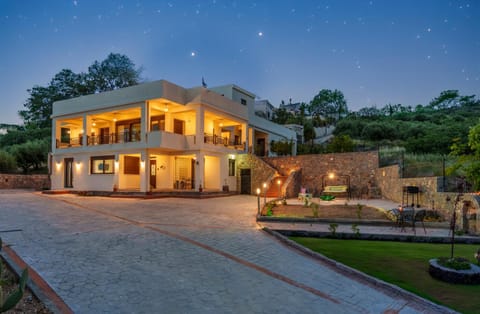 Property building, Night