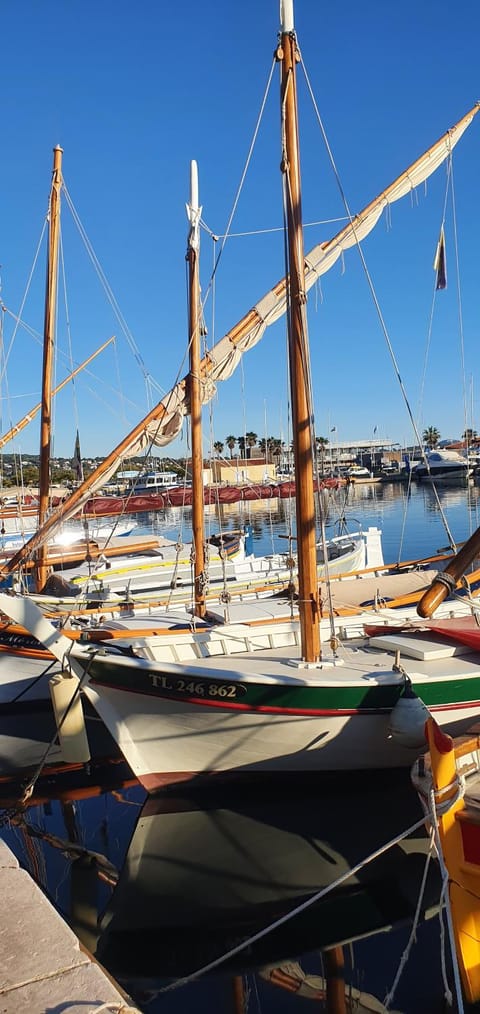 Bandol and Beach pour 2 à 3 personnes Apartment in French Riviera