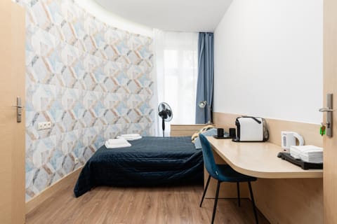 Bed, Coffee/tea facilities, Bedroom, towels