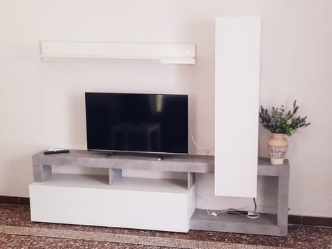 Ferry House Two Apartment in La Spezia