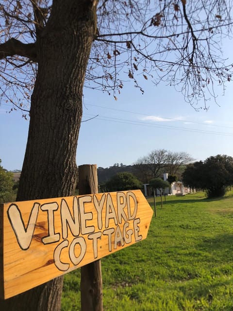 Cottage at Kanu Wines Apartment in Stellenbosch