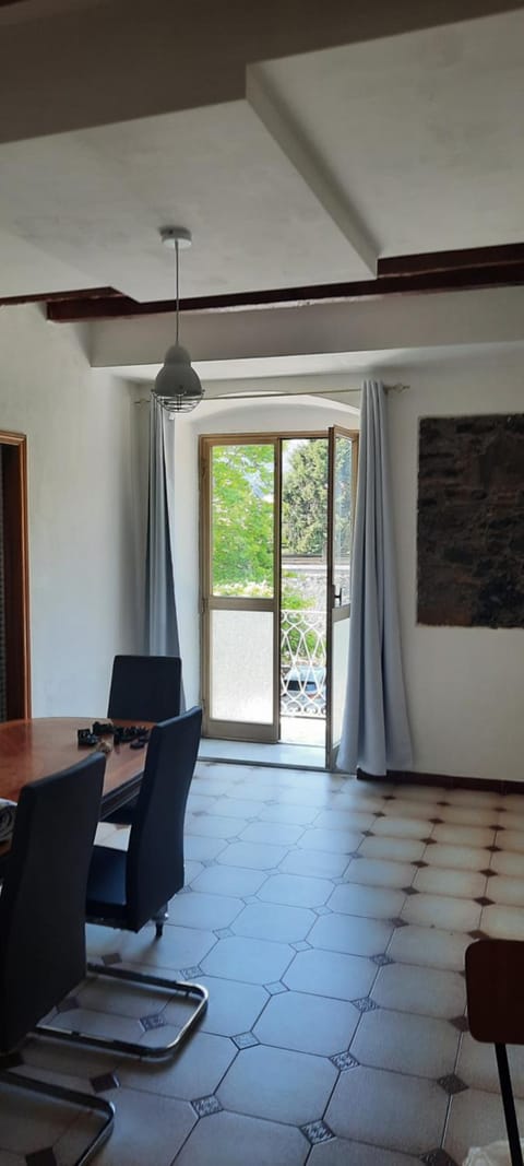 Ferry House Apartment in La Spezia