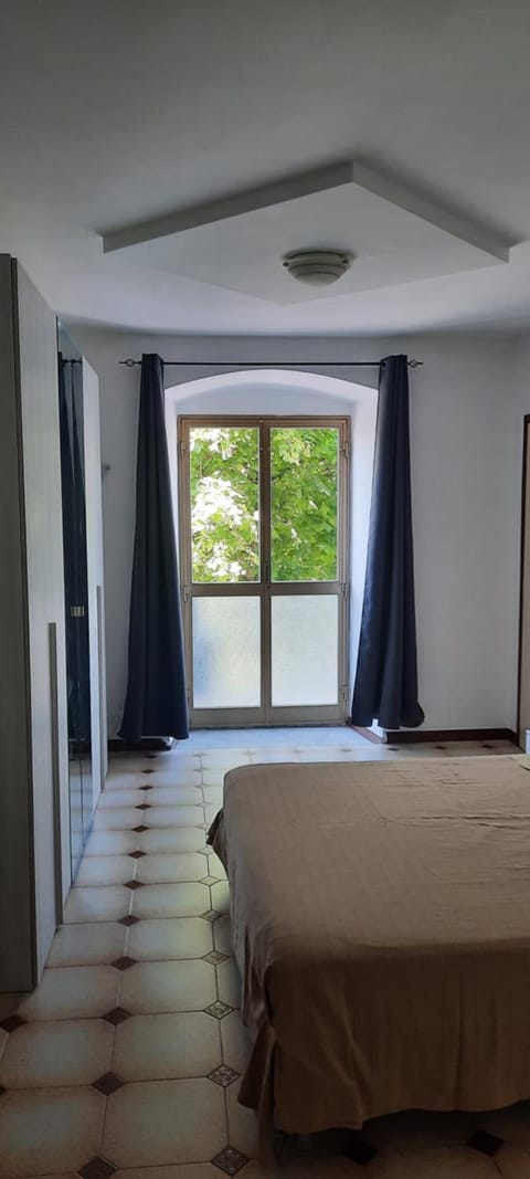 Ferry House Apartment in La Spezia