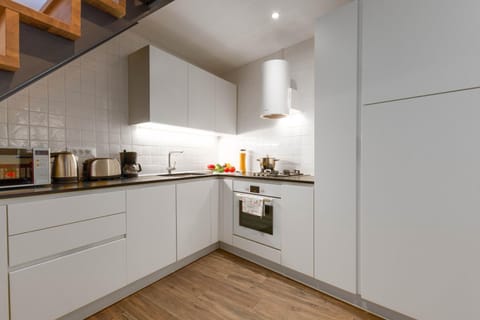 Coffee/tea facilities, Kitchen or kitchenette, dishwasher, minibar, pet friendly, stove, toaster