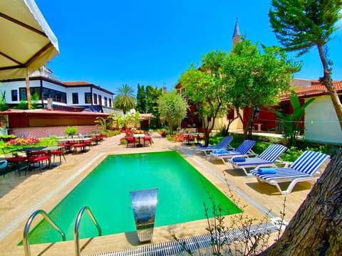 Garden, Pool view, Breakfast