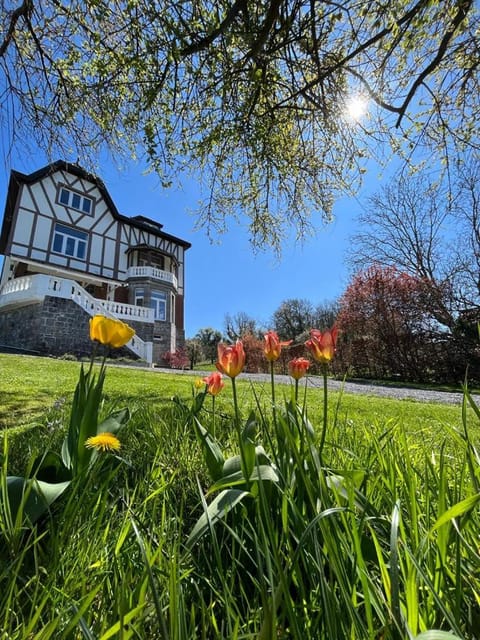 Les 3 Soeurs House in Wallonia, Belgium