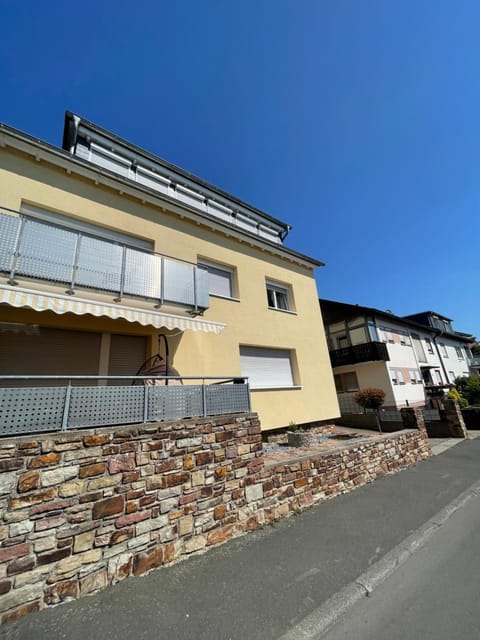 Ferienwohnung Marie Apartment in Oestrich-Winkel