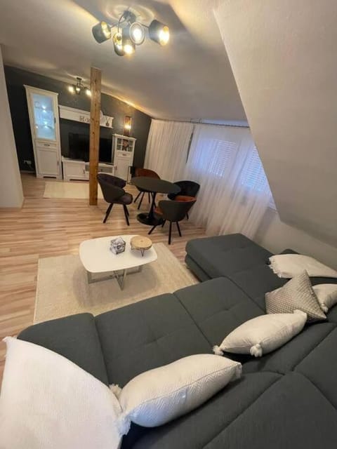 Ferienwohnung Marie Apartment in Oestrich-Winkel