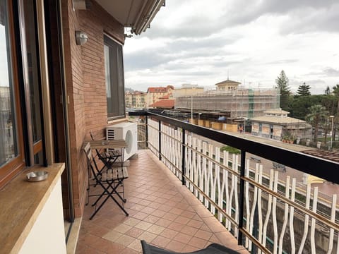 View (from property/room), Balcony/Terrace