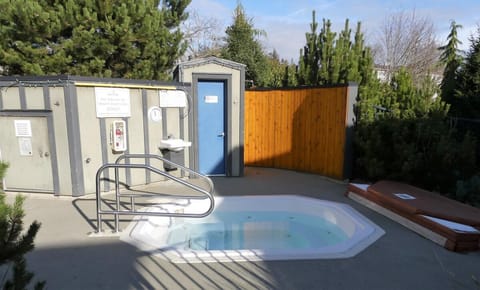 Ocean View Townhome - Sooke Harbour Marina House in Vancouver Island