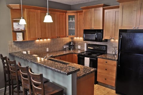 Sooke Oceanview Penthouse - Family Friendly House in Vancouver Island