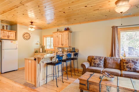 Muley Hollow by KABINO Fire Pit Grill SmartTV WiFi Washer Dryer House in Island Park