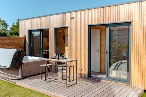 Patio, Patio, Spa and wellness centre/facilities