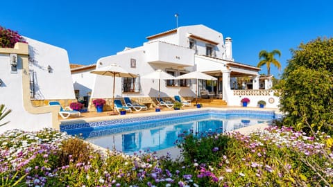 Property building, Patio, Spring, Day, Garden, Garden view, Pool view, Swimming pool, sunbed