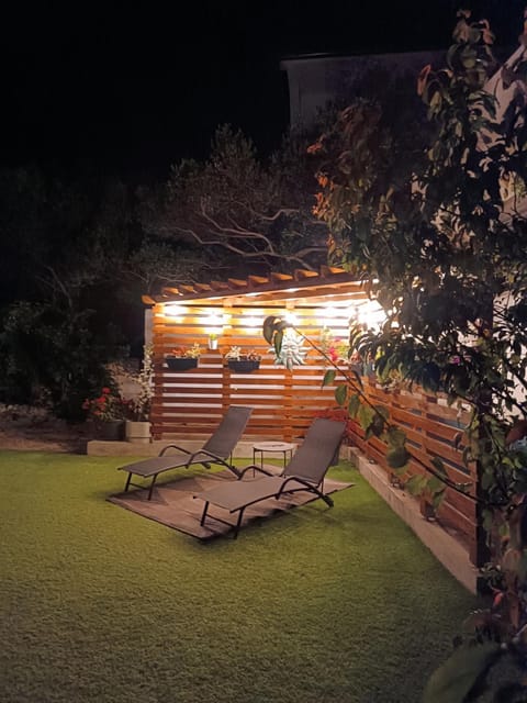 Mobile Home Lana Campground/ 
RV Resort in Murter