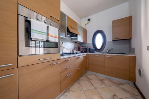 Kitchen or kitchenette, dishwasher, minibar, pet friendly, stove