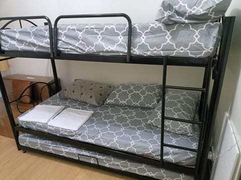 Bed, bunk bed