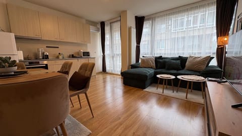 Two-bedroom Apartments - Tundza Apartment in Sofia