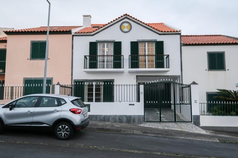 Property building, Location, Parking