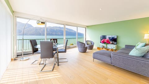 L'Eclat - vue imprenable sur le lac Apartment in Tresserve