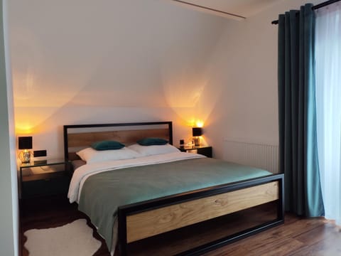 Shower, Property building, Spring, Natural landscape, View (from property/room), View (from property/room), Balcony/Terrace, Other, Other, Other, Aqua park, Cycling, Mountain view, ATM, hair dryier, internet, internet, towels, towels, dryer